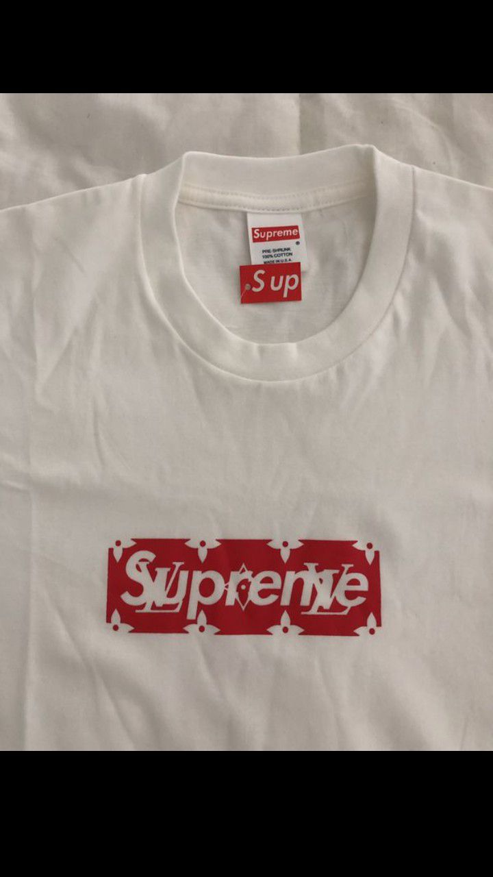 T shirt Supreme lv