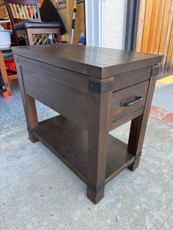 End table