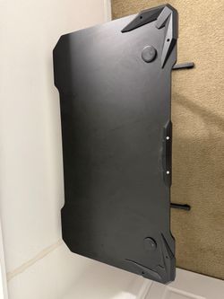 Gaming desk