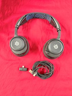 SteelSeries Arctis Nova 5P Wireless Multi-System  — 60 HR Battery — 2.4GHz or BT — ClearCast Gen2.X Mic — PS5, PS4, PC, Switch, Mobile ( Used )