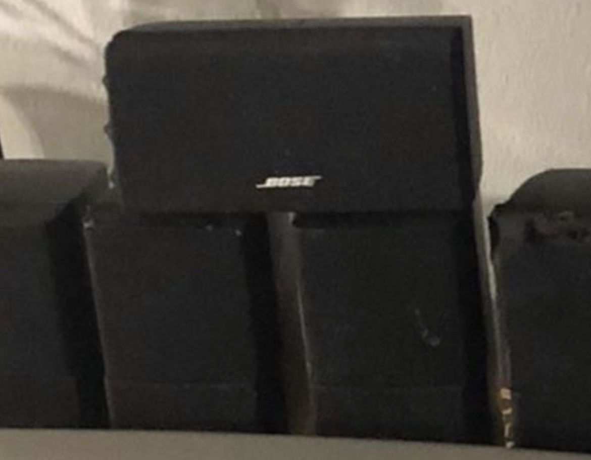 Bose Double Jewel Black Speakers