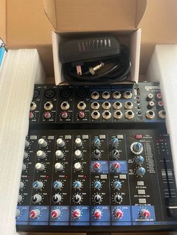 Consola de mezclas analógica compacta Gemini GEM-12USB Nueba en Caja.