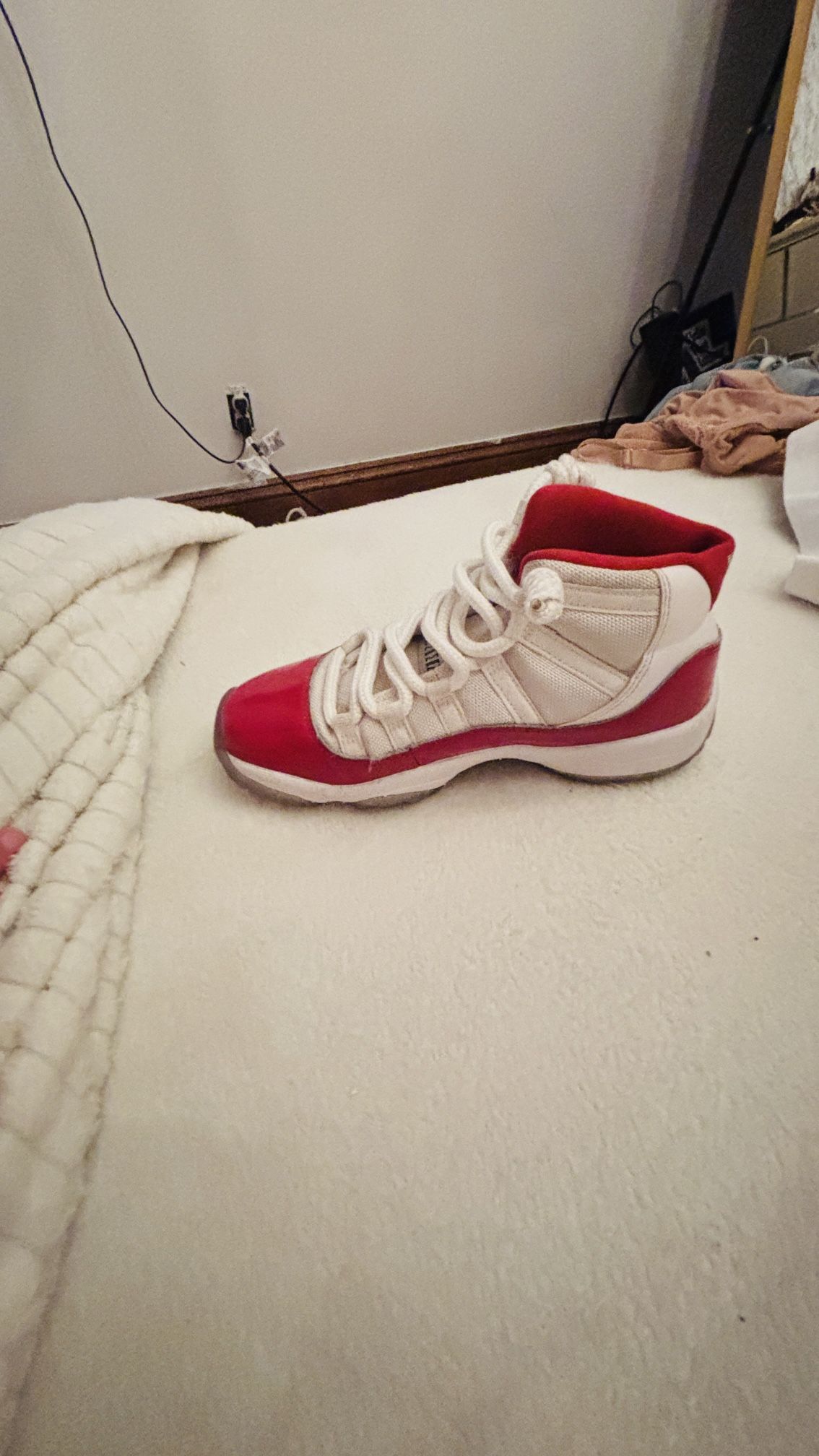 Jordan 11 Cherrys