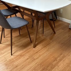 Modern Dining Room Table With 4 Chairs 