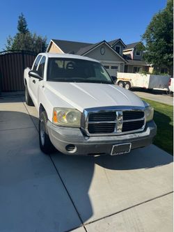 2005 Dodge Dakota