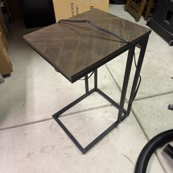 End Table/night Stand