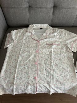 NEW Women’s Sz M PJ set