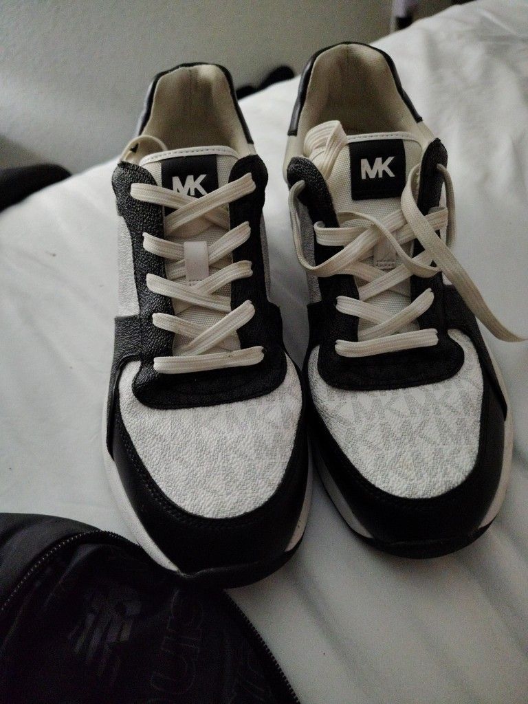 Michael kors shoes size 9 mens