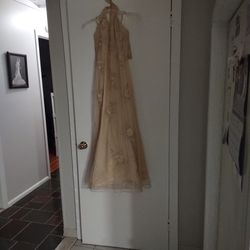 Beautiful Gown With Shawl Size 8 Very Good Condition