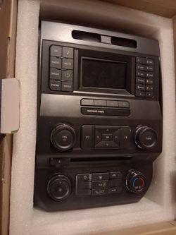 Factory radio f150 2015-2020 & Ford super duty 2017-2020