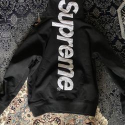 Supreme Hoodie 