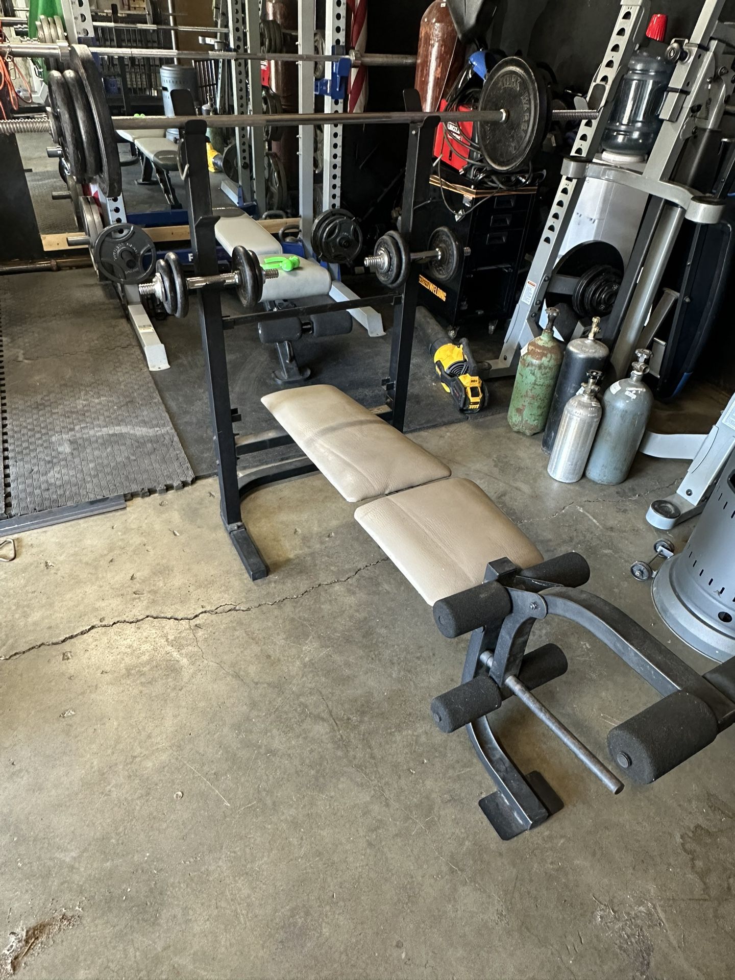 Adjustbale Bench With Weights