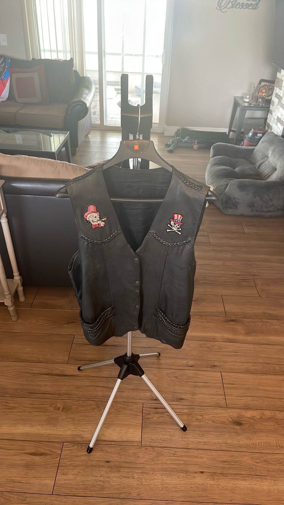 CUSTOMIZED LEATHER VEST XL (Live Or Die Puertorican) VIVIR Y MORIR BORICUA CUSTOM ART GENUINE LEATHER