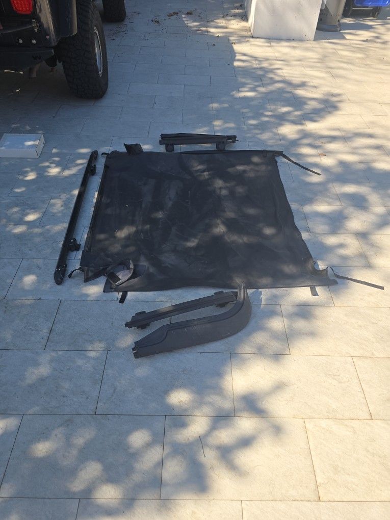 Bestop Bikini Top Jeep TJ
