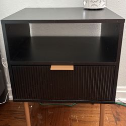 Bedside Table 