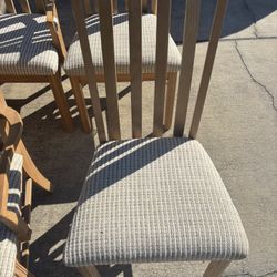 Bassett Dining Chairs – Set of 6 – Solid Wood – Excellent Condition 350 OBO