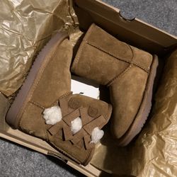 Girls UGGs 