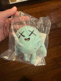 KAWS x UNIQLO Universe Charm Light Blue