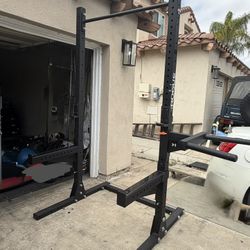 SML-2 Rogue 90" - Monster Lite Squat Stand with rogue spotter arms and dip attachment 