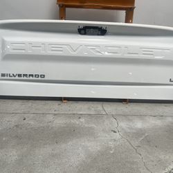 Silverado OEM Tailgate Shell 