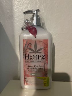 New Hempz sweet red pear & vanilla spice lotion