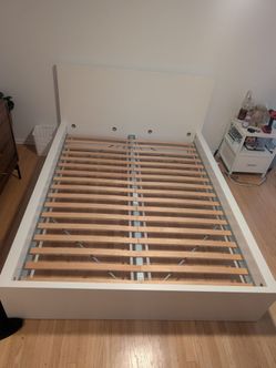IKEA Queen Bed Frame 66x83x40