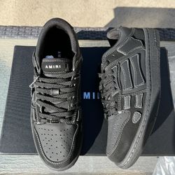 All Black Amiri Skeli