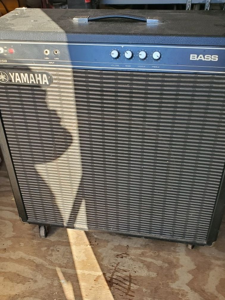 YAMAHA AMP!!