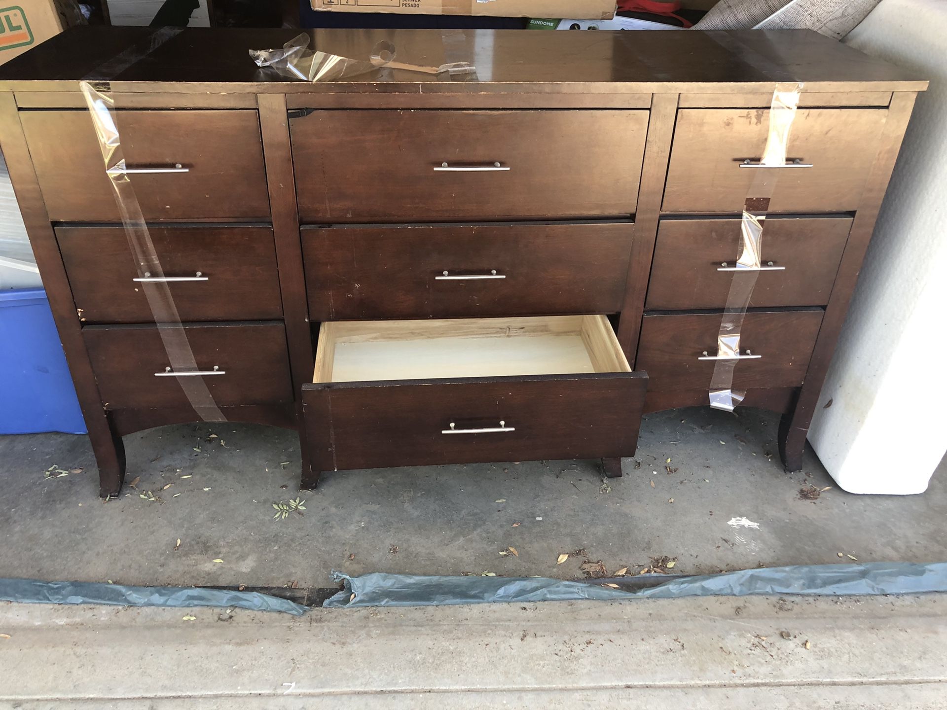 Large Dresser for Sale (Need Gone This Week)