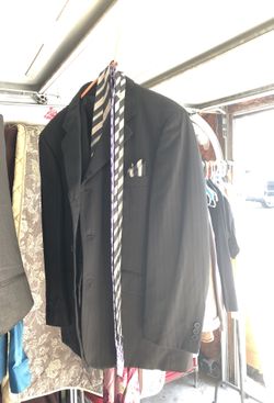 Men’s Suits