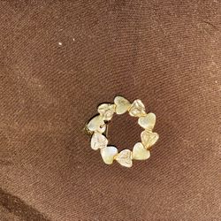 Vintage Interlocking Hearts Wreath Brooch