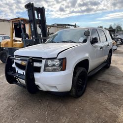 2013 CHEVY TAHOE PPV 5.3L / 6L80 FOR PARTS ONLY