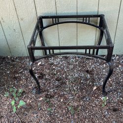 Metal Table Frame. 25” long 21” wood stands 21”