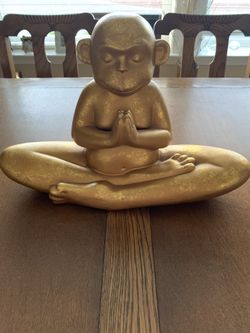 Sturdy Zen Meditating Monkey this is a solid heavy piece. 14 inches across / 10 inches tall.