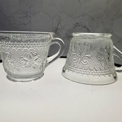 Set of (2) Vintage Indiana Glass Company snack or punch cups in the "Sandwich" pattern, sold through Tiara Exclusives.  Features a pressed glass desig