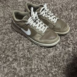 Nike Tan/brown Dunks 