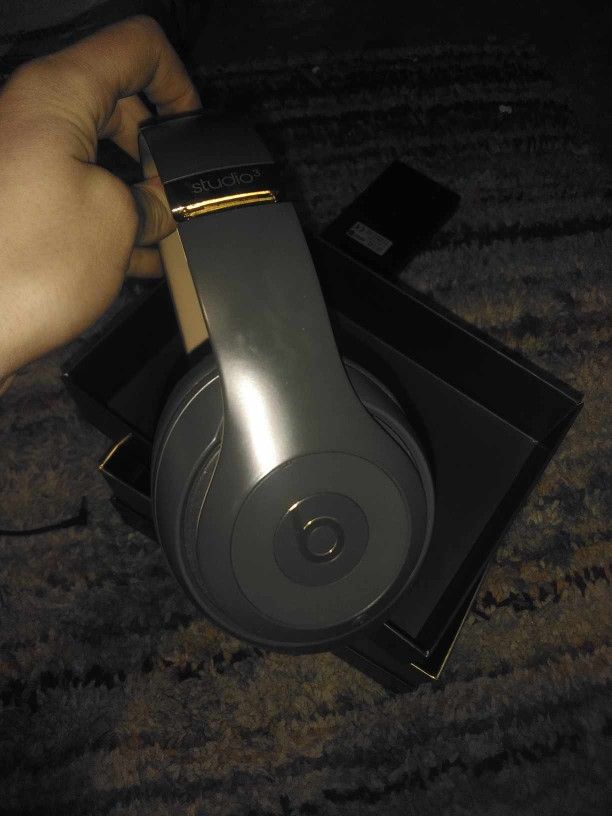 Dre Beats Studio Headphones 