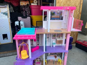 Barbie dream house