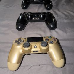 PS4 Controllers