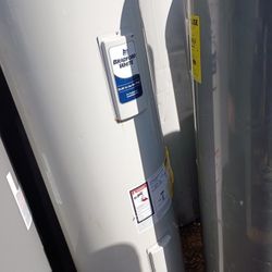 WATER HEATER ELECTRIC BREAD BRADFORD EXCELLENT CONDITION 40"GALLON WITH 6 MONTHS WARRANTY WE'RE 25 YRS SERVICE SALES FROM HOME CHECK US OUT  