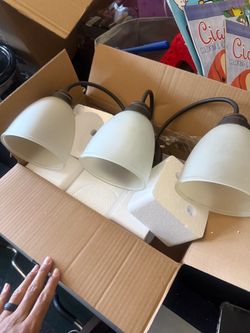 3-Light Vanity Light Fixture Bronze