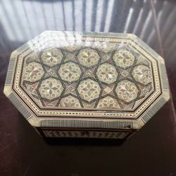 Handmade Seashell Box With Red Interior 