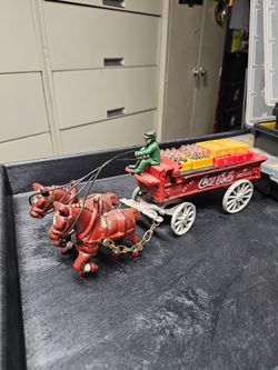 Vintage Cast Iron Coca Cola Horse Drawn Delivery Wagon 14” Driver & Bottles