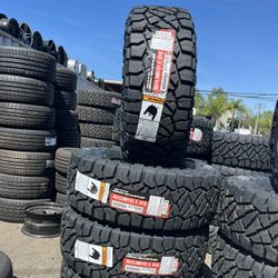 35x12.50R17LT NITTO RIDGE GRAPPLER 