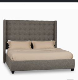 KING SZ UPHOLSTERED BED FRAME