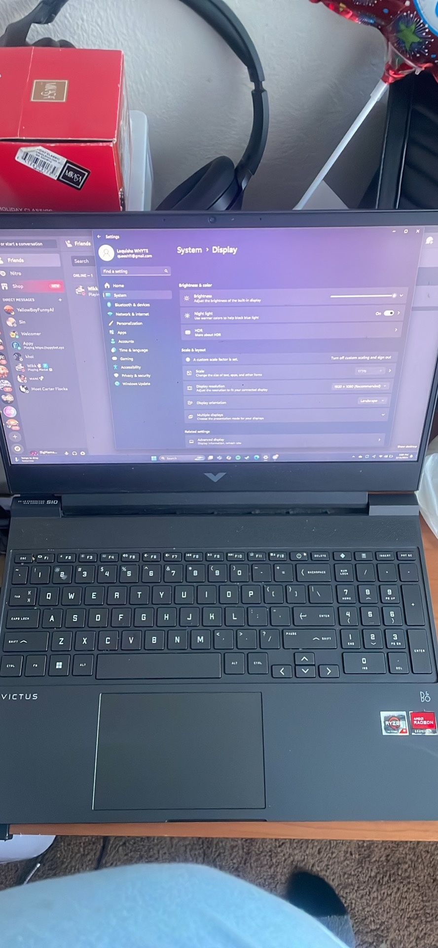HP victus