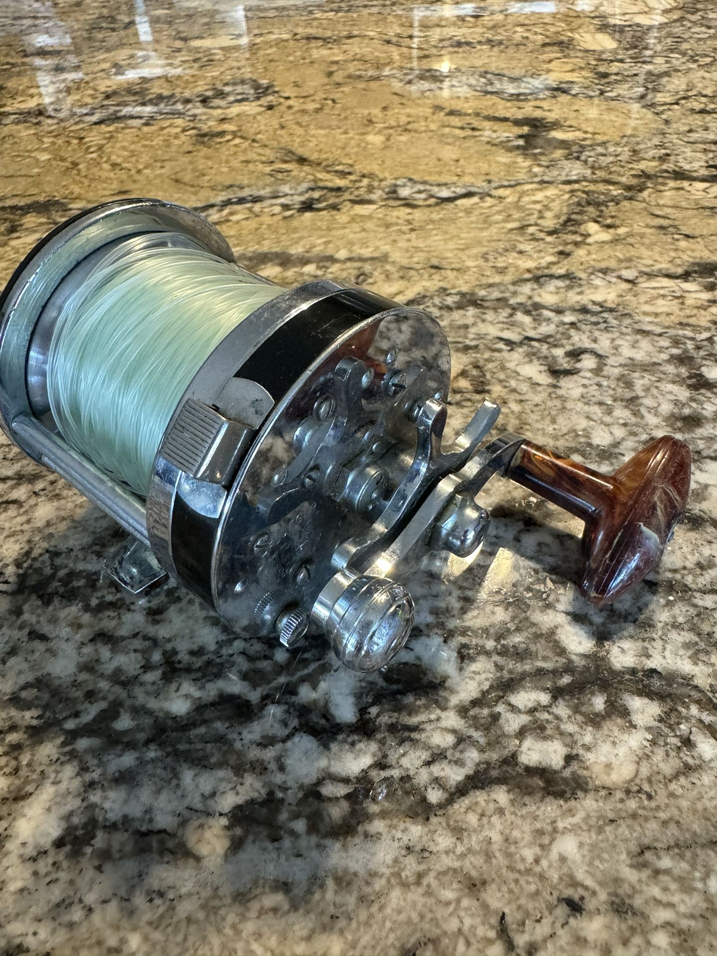 Pflueger Capitol No. 1985 Vintage Bait Casting Fishing Reel