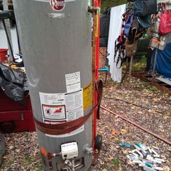 40 Gal. Hot Water Tank