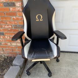 gaming chair