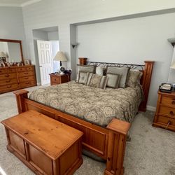 King Full Master Bedroom Set